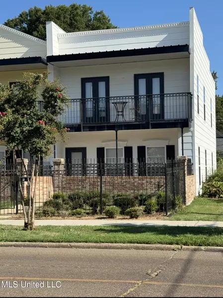 502 S Court Street #F, Cleveland, MS 38732