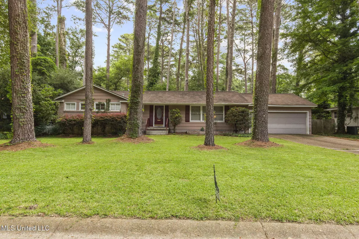 Jackson, MS 39211,5430 Pine Lane Drive