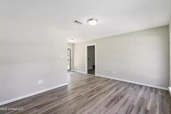 Gautier, MS 39553,2313 Avenido Encanto Street