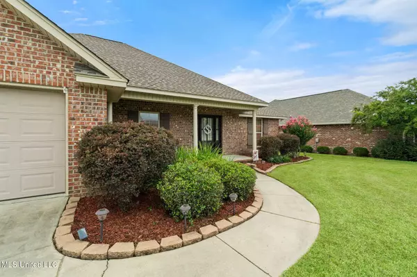 Sumrall, MS 39482,6 E Spruce