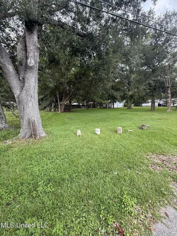 Pascagoula, MS 39581,3212 Argentina Street