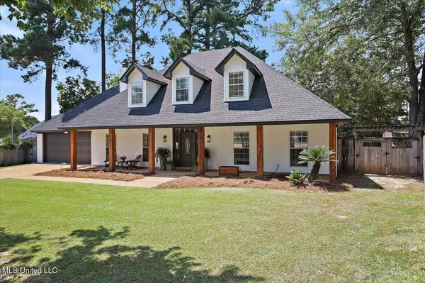 Brandon, MS 39047,430 Bay Pointe Circle