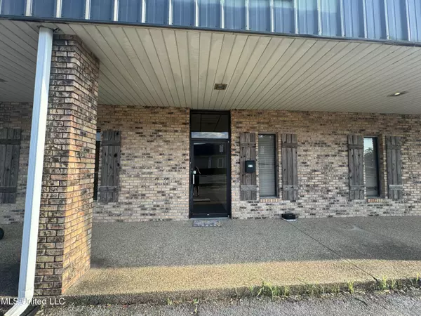 Gulfport, MS 39507,318 Courthouse Road