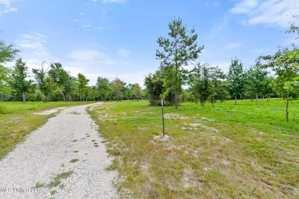 283 Sandford Drive, Lucedale, MS 39452