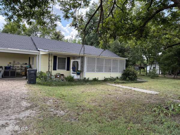238 Front Street, Silver City, MS 39166