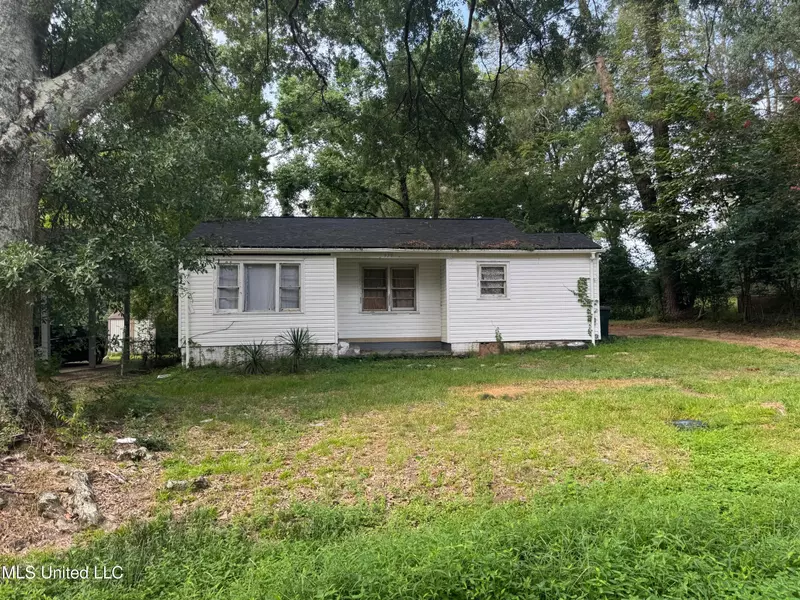 979 Winn Street, Jackson, MS 39204