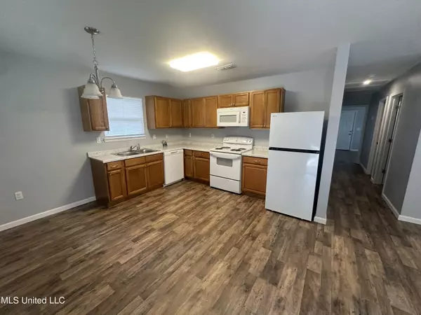 Bay Saint Louis, MS 39520,6029 W Hinds Street