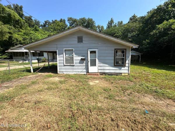 1509 First East Street, Vicksburg, MS 39183