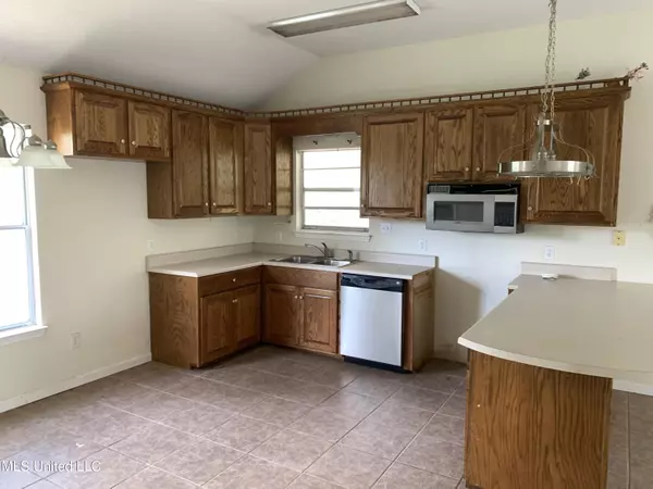 Bay Saint Louis, MS 39520,6092 3rd Street