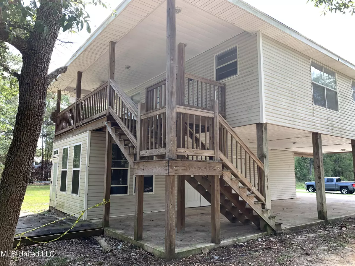 Bay Saint Louis, MS 39520,6092 3rd Street