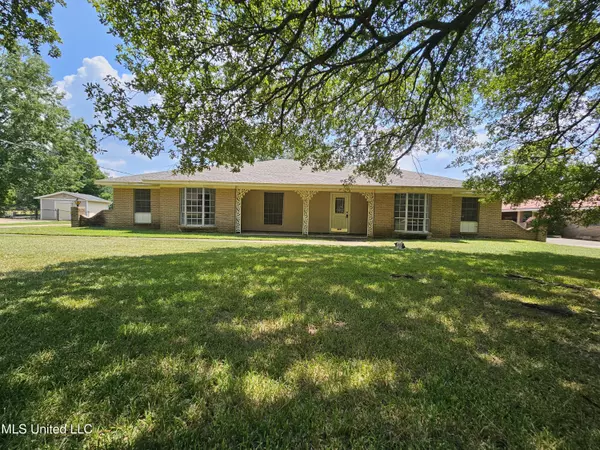 Jackson, MS 39212,329 Swan Lake Drive