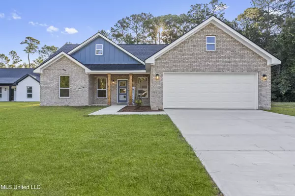 1788 Granhurst Street, Gautier, MS 39553