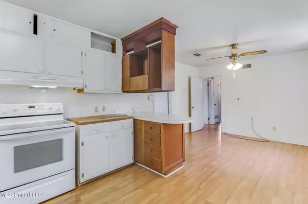 Biloxi, MS 39531,2305 Arbor Drive