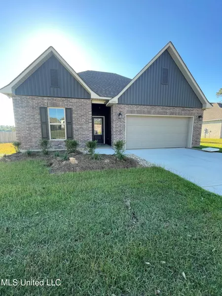 11443 Crystal Lake Drive, Gulfport, MS 39503