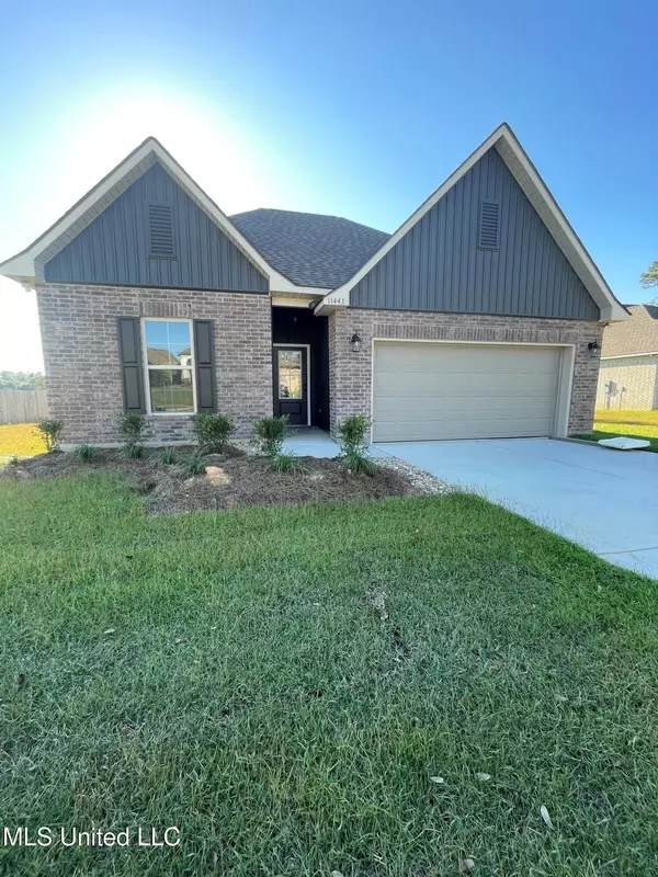 11443 Crystal Lake Drive,  Gulfport,  MS 39503