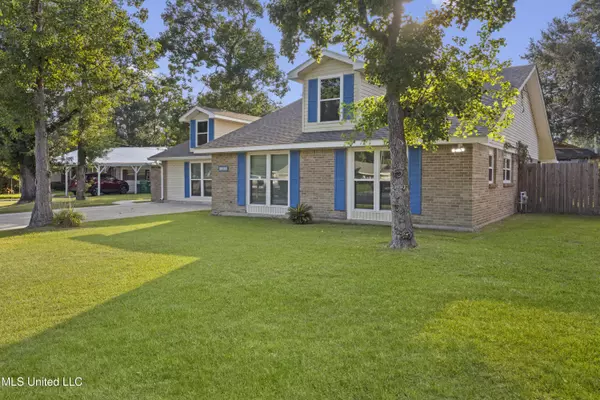 Bay Saint Louis, MS 39520,103 Barcelona Court