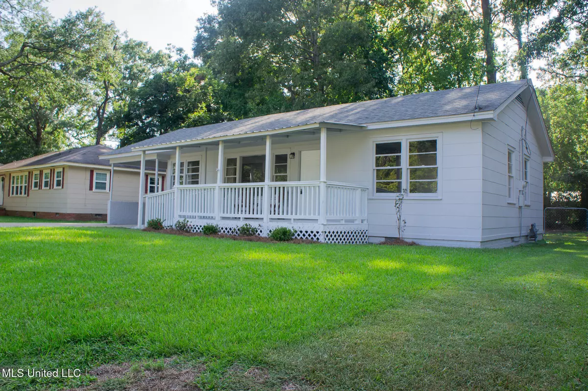 Pearl, MS 39208,117 Pine Park Drive