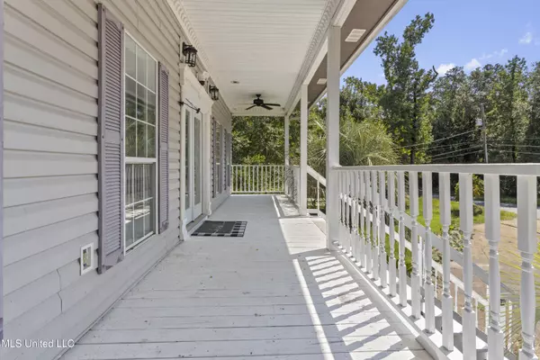 Moss Point, MS 39562,1813 Pascagoula River Road