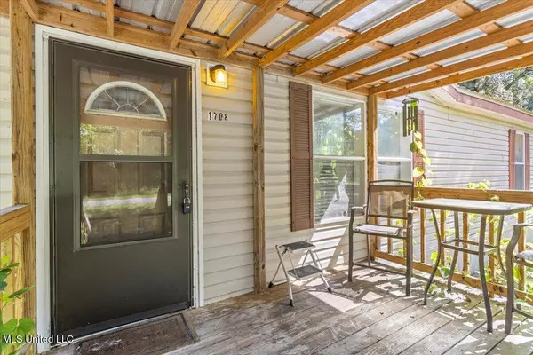 Gautier, MS 39553,1708 Dailey Road