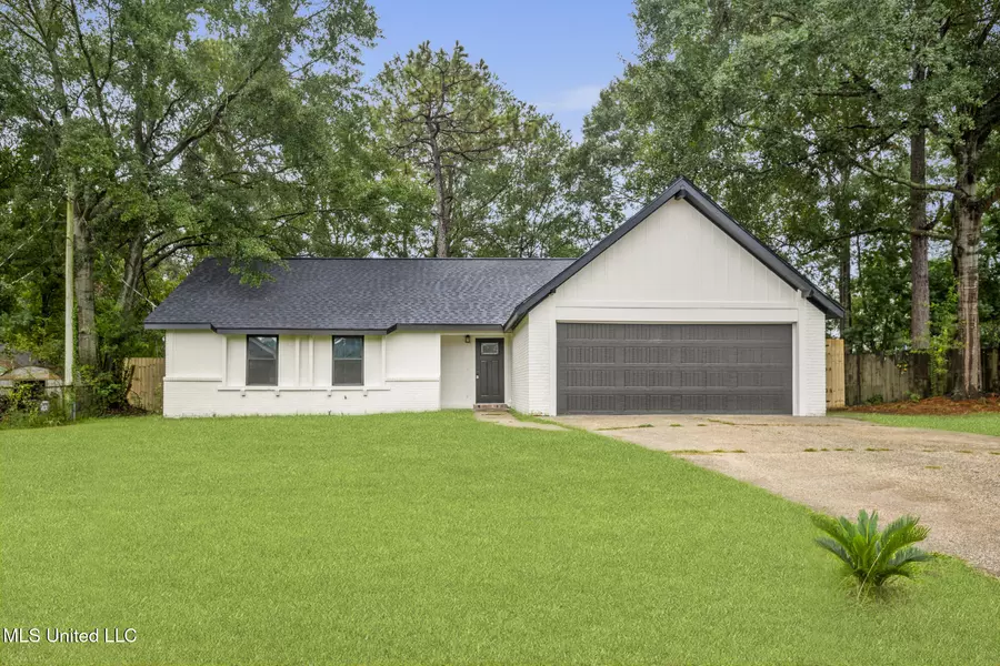 214 W Lakewood Drive, Hattiesburg, MS 39402