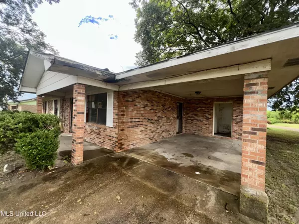 Alligator, MS 38720,1 Krosp Street