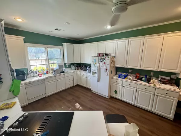 Clarksdale, MS 38614,1443 Shady Lane