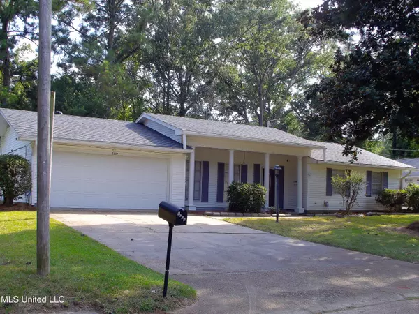 5717 Wildflower Drive, Jackson, MS 39209