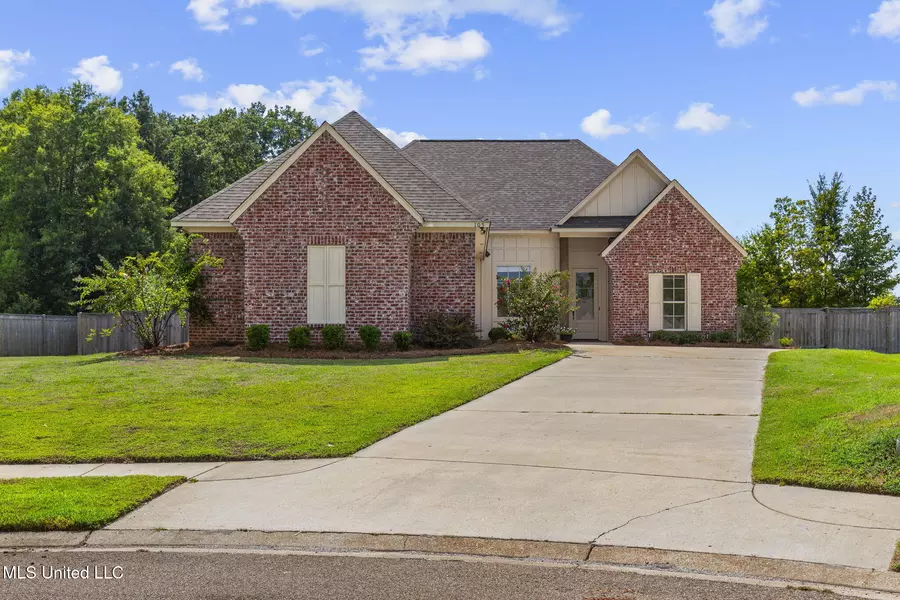 105 Leah Cove, Canton, MS 39046