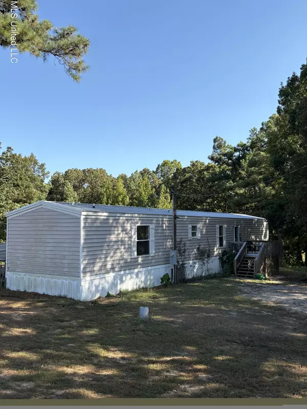 5925 Thyatira Tyro Road, Senatobia, MS 38668