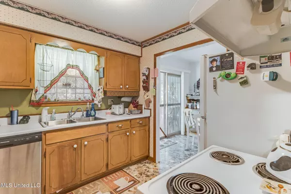 Gautier, MS 39553,2306 Calle De Desoto Street