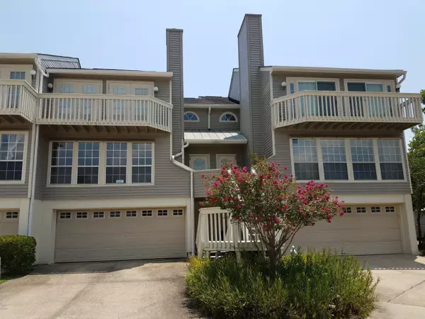 717 Bienville Boulevard #B-4, Ocean Springs, MS 39564