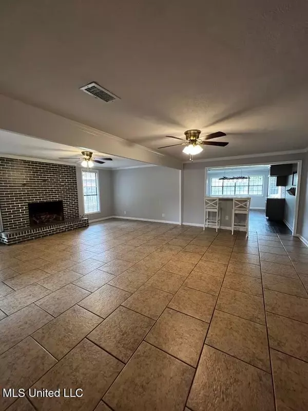 Vidalia, LA 71373,2 E Circle Drive