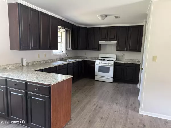 Cleveland, MS 38732,847 Rev Sammy Rash