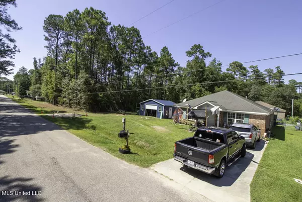 Bay Saint Louis, MS 39520,6090 Copiah Street