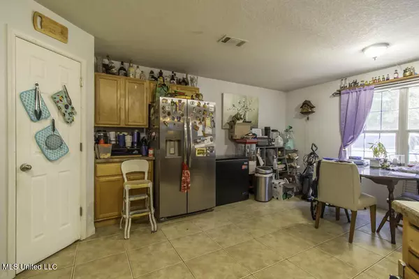 Bay Saint Louis, MS 39520,6090 Copiah Street