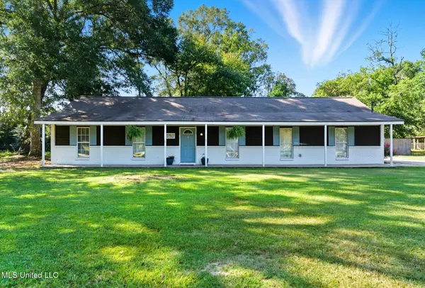 Petal, MS 39465,4 Longbow Road