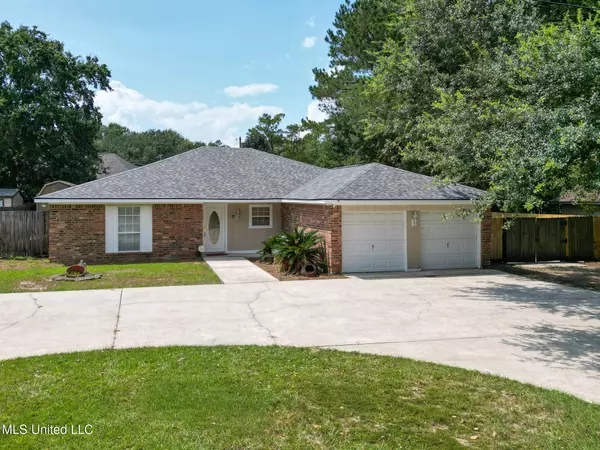 7922 Ewa Court,  Diamondhead,  MS 39525