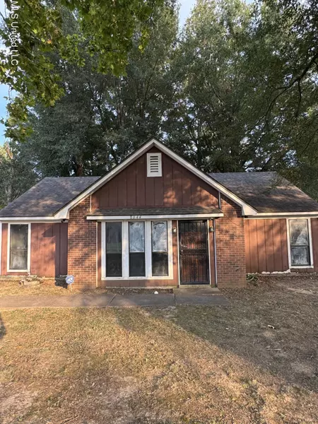 8644 Woodbine Drive, Southaven, MS 38671