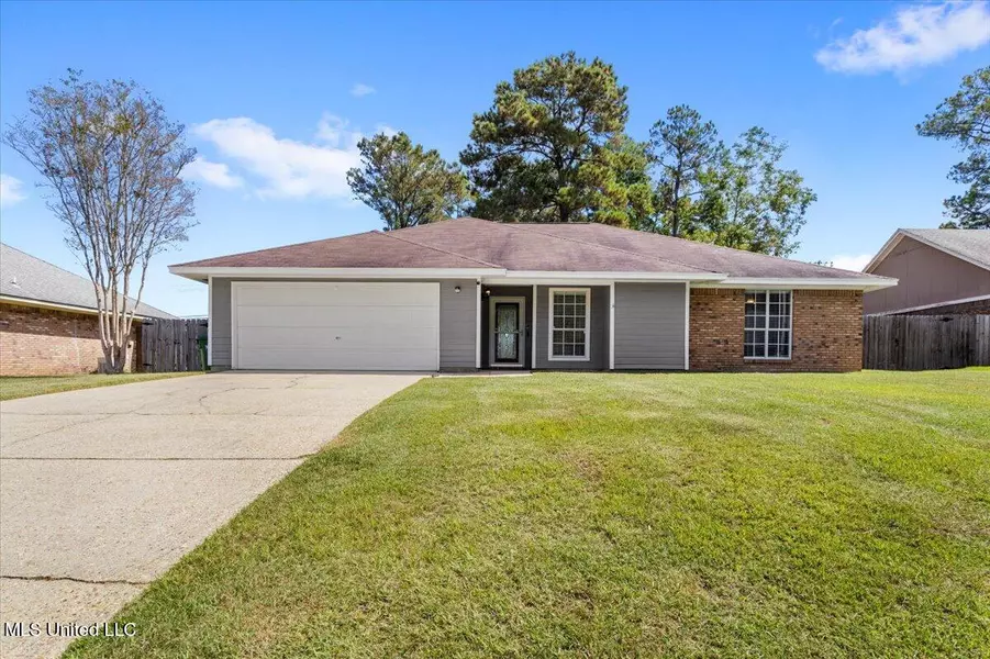 6704 Post Oak Drive, Ocean Springs, MS 39564