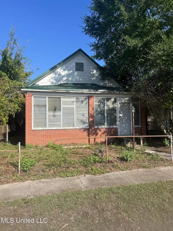 1802 20th Avenue, Gulfport, MS 39501