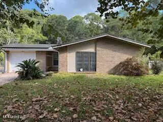 1800 Riverside Drive, Gautier, MS 39553