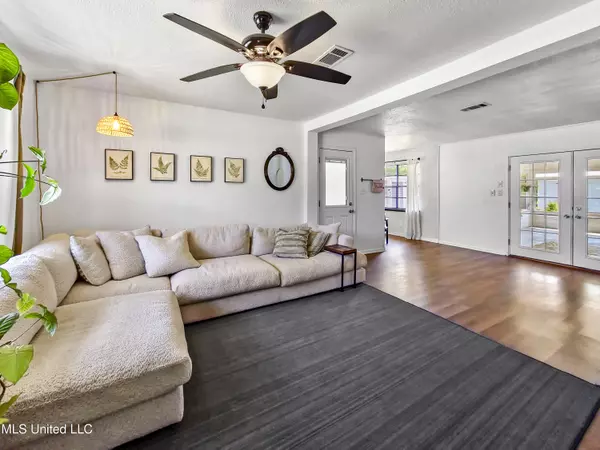 Long Beach, MS 39560,909 Latil Street