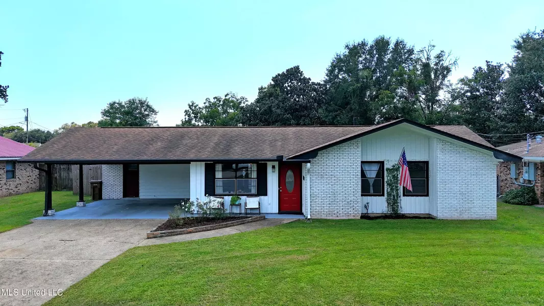 909 Latil Street, Long Beach, MS 39560