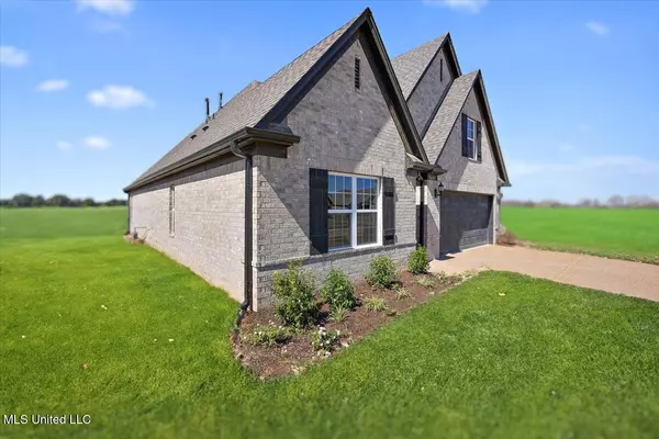 Olive Branch, MS 38654,6452 E John Hamilton Way