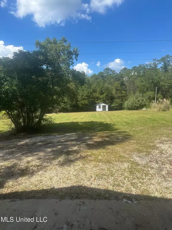 Diamondhead, MS 39525,1064 Lilinoe Place