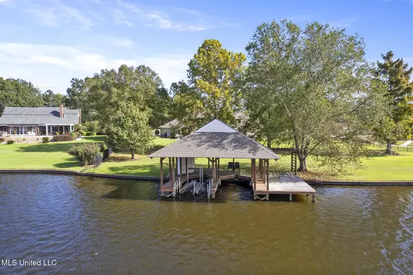 Hattiesburg, MS 39402,68 Canebrake Boulevard