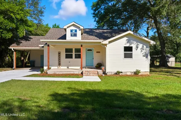 113 Green Street, Petal, MS 39465