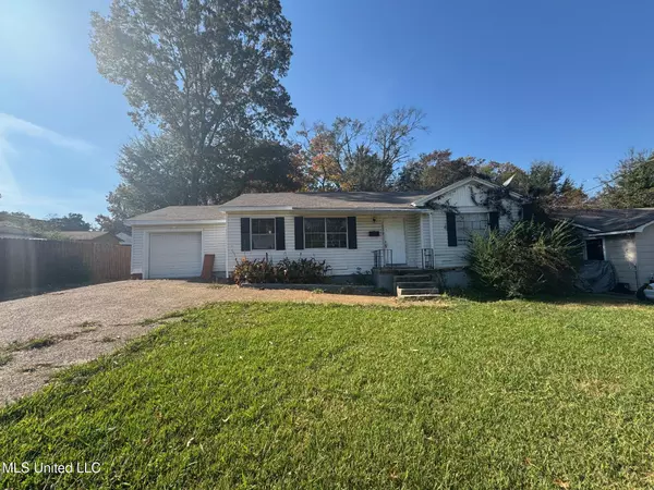 1939 Shamrock Drive,  Jackson,  MS 39204