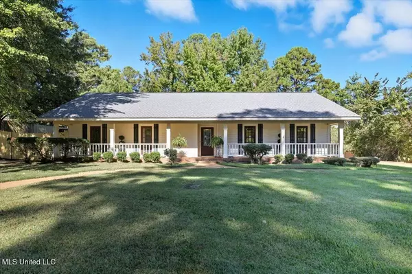 212 Edinburgh Court,  Brandon,  MS 39047