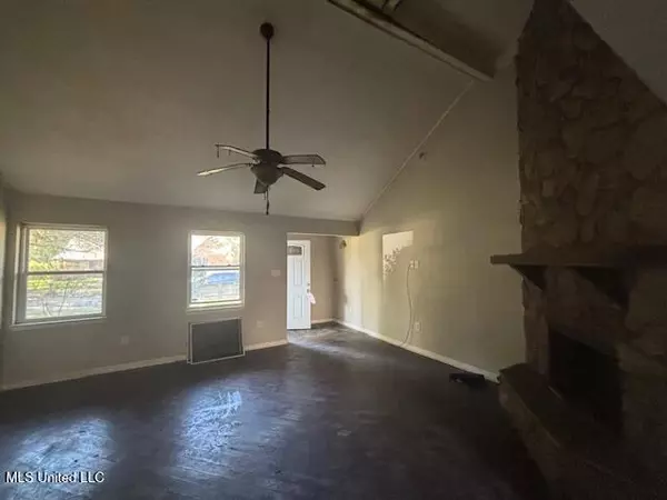 Long Beach, MS 39560,198 Mcguire Drive